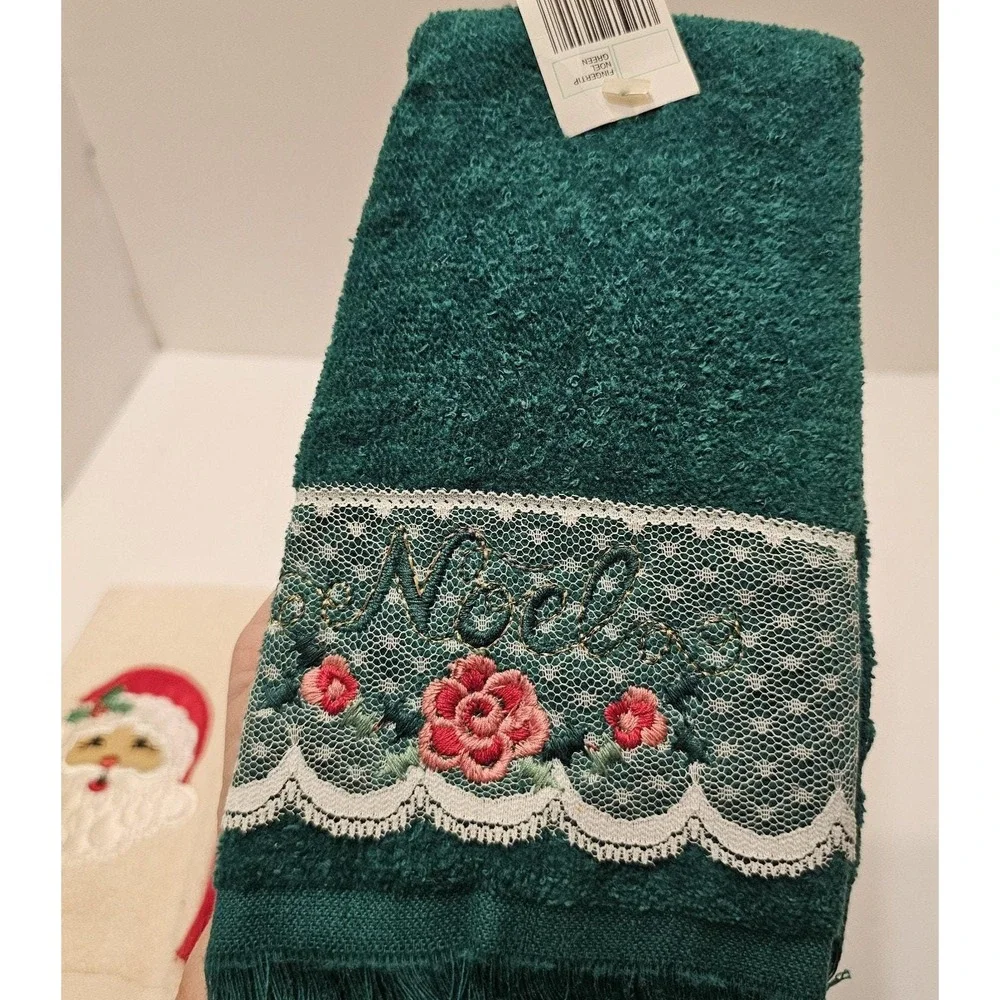 VTG Cannon Red Green Ivory Lace Fingertip 4Towels Santa Noel Fringe NOS‎ Holiday